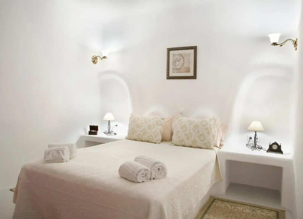 Eleni'S Village Suites Klouvas Greece