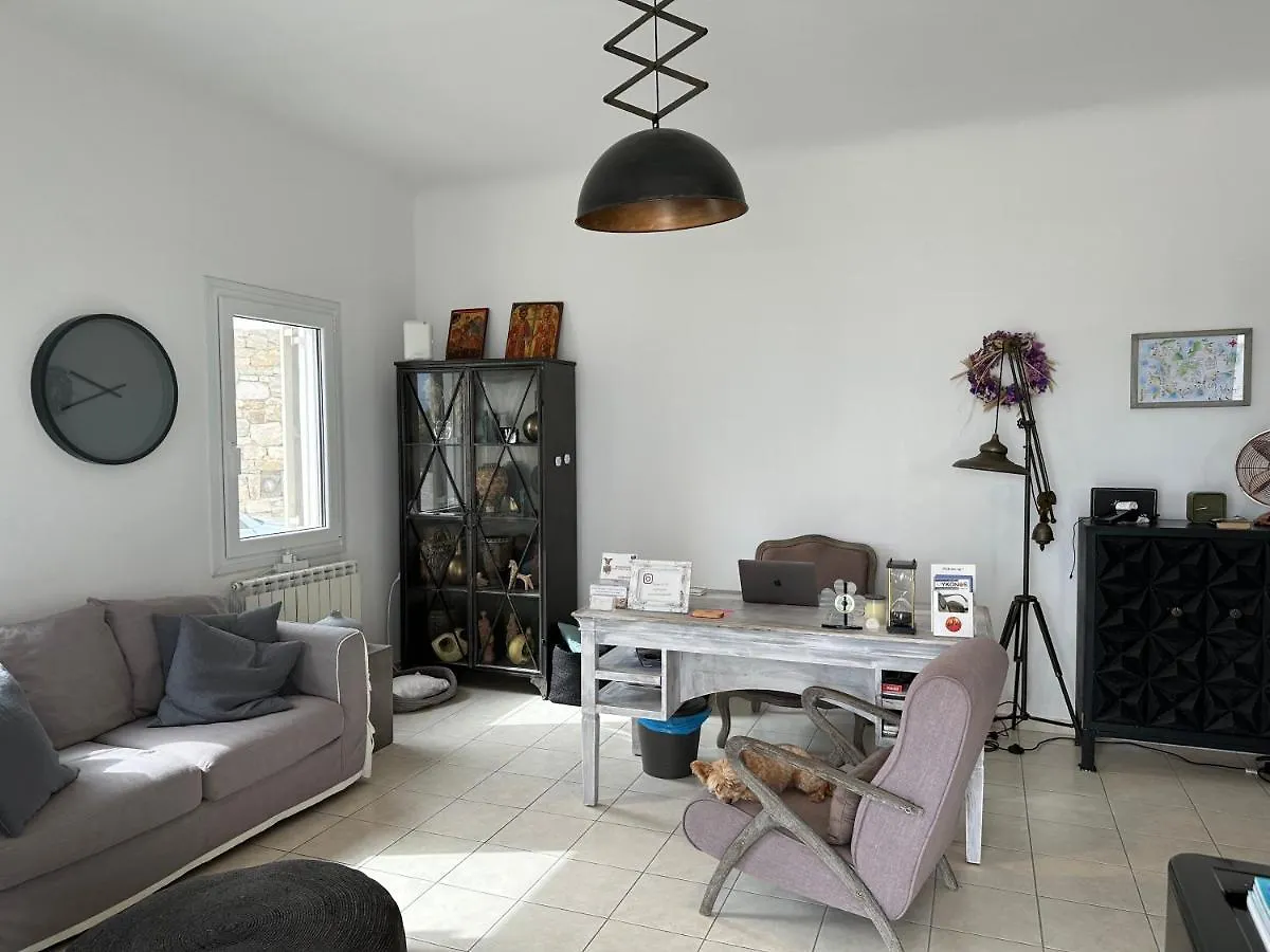 Eleni'S Village Suites Klouvas 0*, Mykonos Town